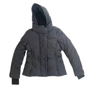 MPG 650-Fill Down Hooded Coat – Magnetic Snap Storm Flap – Women’s Medium